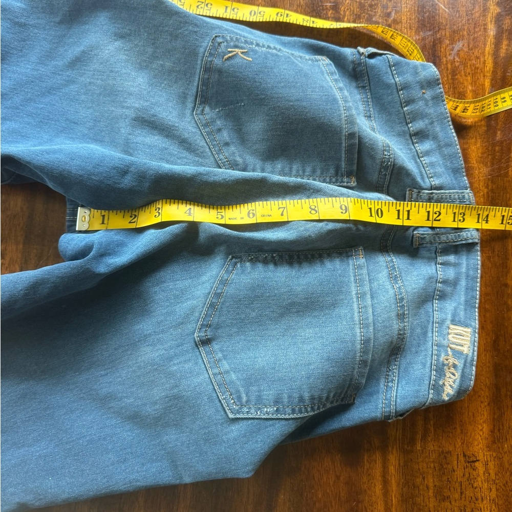 Kut from the Kloth relaxed skinny jeans size 6 - Picture 9 of 11